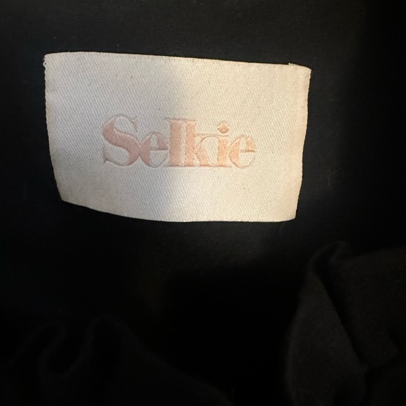 Selkie Boleyn Caviar Top - Picture 3 of 5